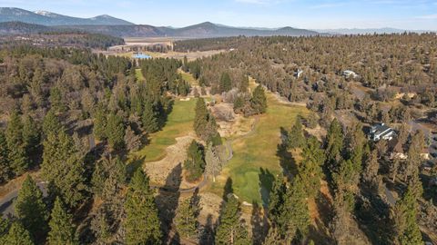 Tiny photo for 9536 Kestrel Road, Klamath Falls, OR 97601 (MLS # 220215653)