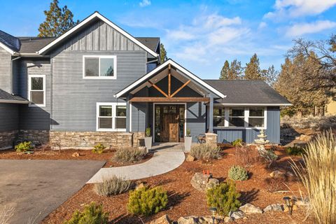 Tiny photo for 9536 Kestrel Road, Klamath Falls, OR 97601 (MLS # 220215653)