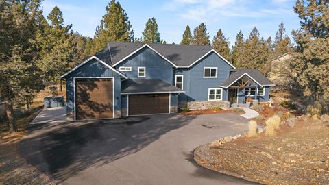 Tiny photo for 9536 Kestrel Road, Klamath Falls, OR 97601 (MLS # 220215653)