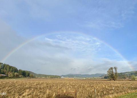 Tiny photo for 24218 Vaughn Road, Veneta, OR 97487 (MLS # 220225295)