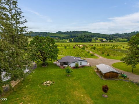 Tiny photo for 24218 Vaughn Road, Veneta, OR 97487 (MLS # 220225295)