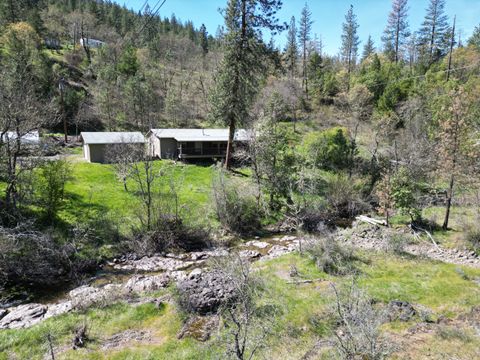 Photo of 9445 E E Antelope Road, Eagle Point, OR 97524 (MLS # 220220260)