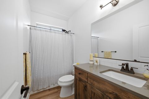 Tiny photo for 51911 Campfire Drive, La Pine, OR 97739 (MLS # 220221185)