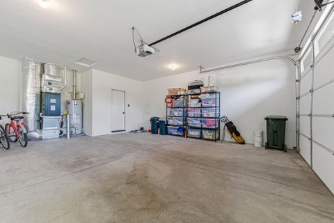 Tiny photo for 51911 Campfire Drive, La Pine, OR 97739 (MLS # 220221185)
