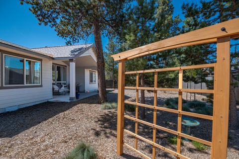 Tiny photo for 51911 Campfire Drive, La Pine, OR 97739 (MLS # 220221185)