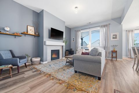 Tiny photo for 51911 Campfire Drive, La Pine, OR 97739 (MLS # 220221185)
