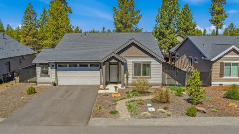 Tiny photo for 51911 Campfire Drive, La Pine, OR 97739 (MLS # 220221185)