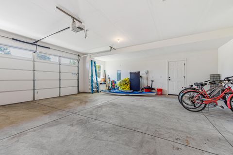 Tiny photo for 51911 Campfire Drive, La Pine, OR 97739 (MLS # 220221185)