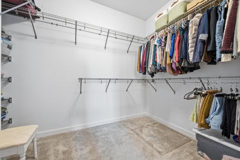 Tiny photo for 51911 Campfire Drive, La Pine, OR 97739 (MLS # 220221185)