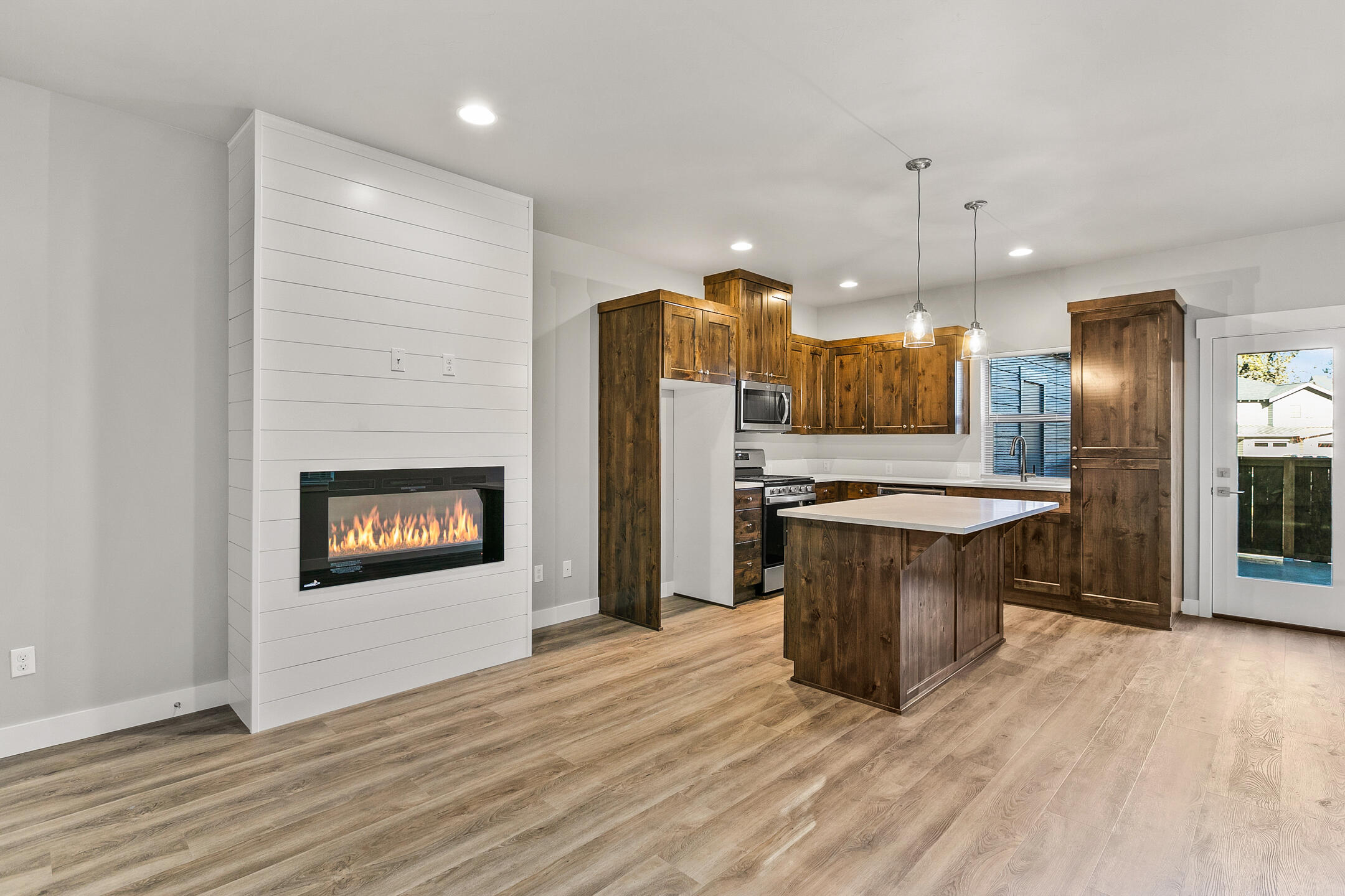 Farmington - Residential Income