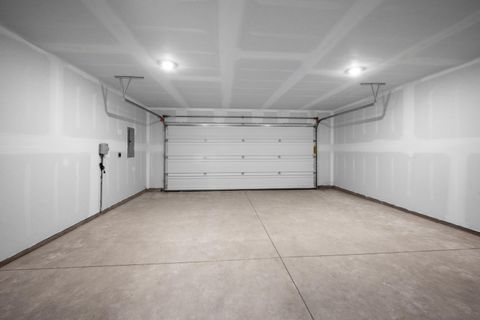 Tiny photo for 51722 Jubilee Pine Dr Dr, La Pine, OR 97739 (MLS # 220215200)