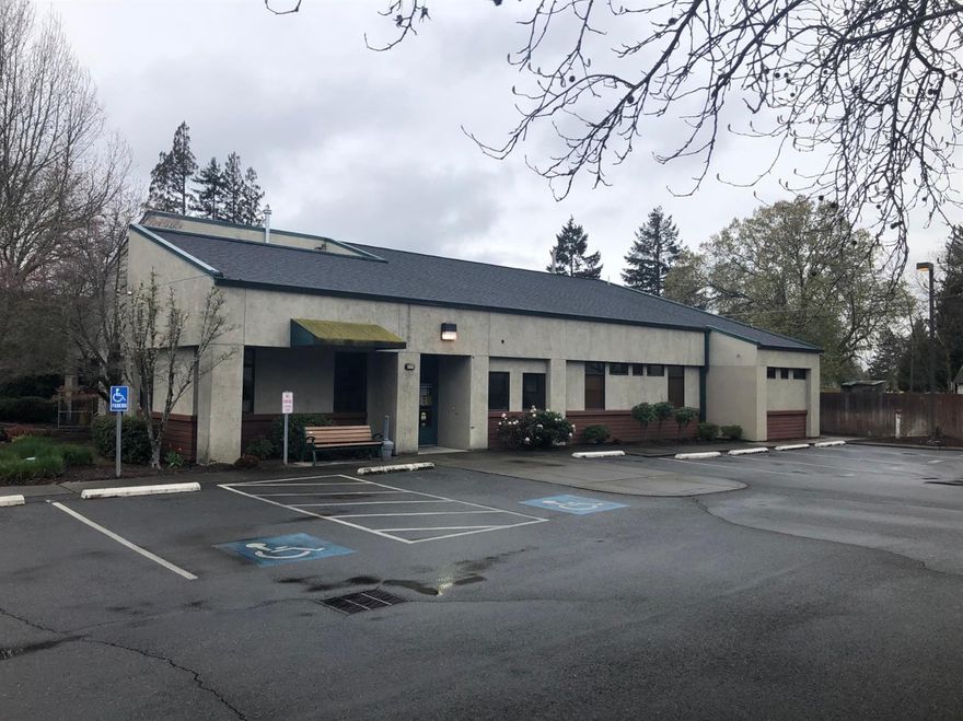 Investment property in the heart of Grants Pass, Oregon. Great 1031 property. The tenant, DaVita Dialysis, has just over 4 years remaining on their lease, along with an additional two (2) five (5) year options. The lease structure features annual 3% escalations during the base term and options. NNN lease provides passive income investment, also providing an internet-resistant tenant and an essential service. DaVita is a Fortune 500 health care provider. The company is the largest provider of kidney care services in the U.S.