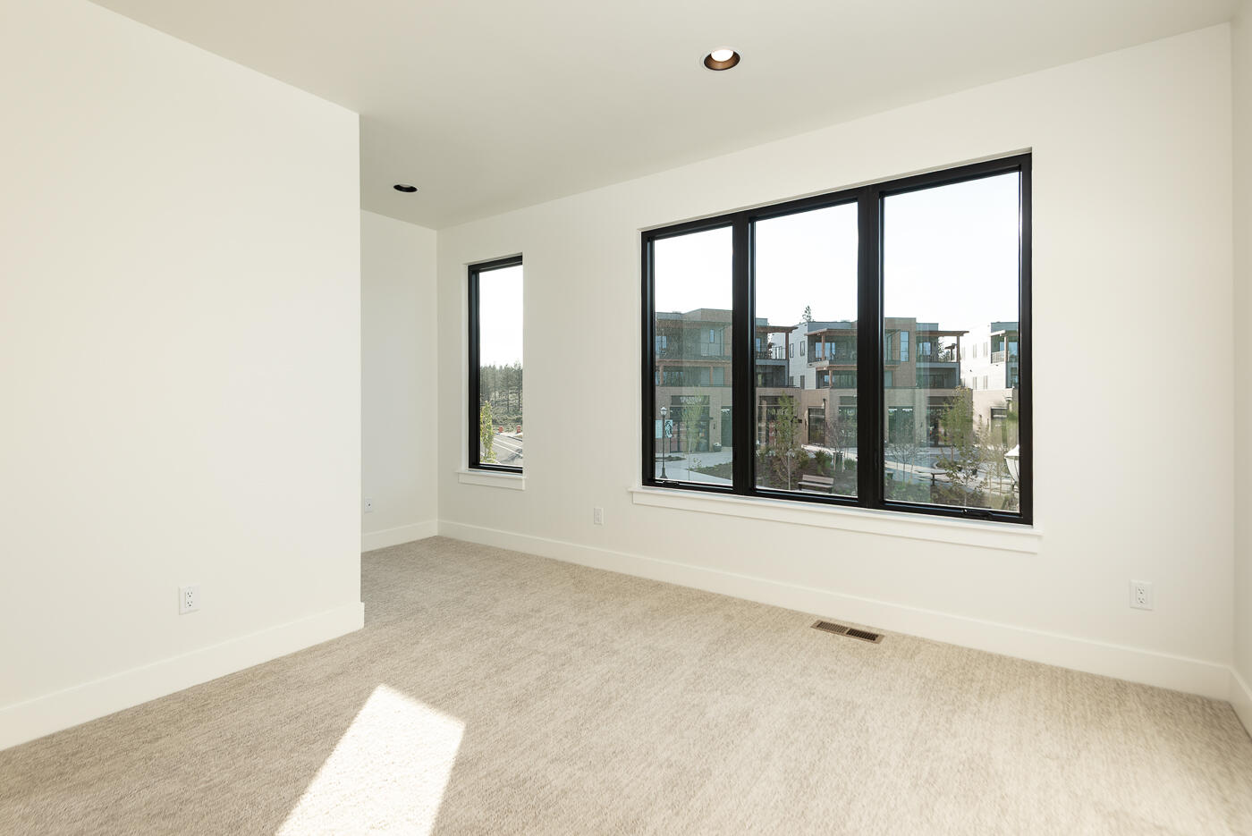 Discovery West Phase 4 - Residential