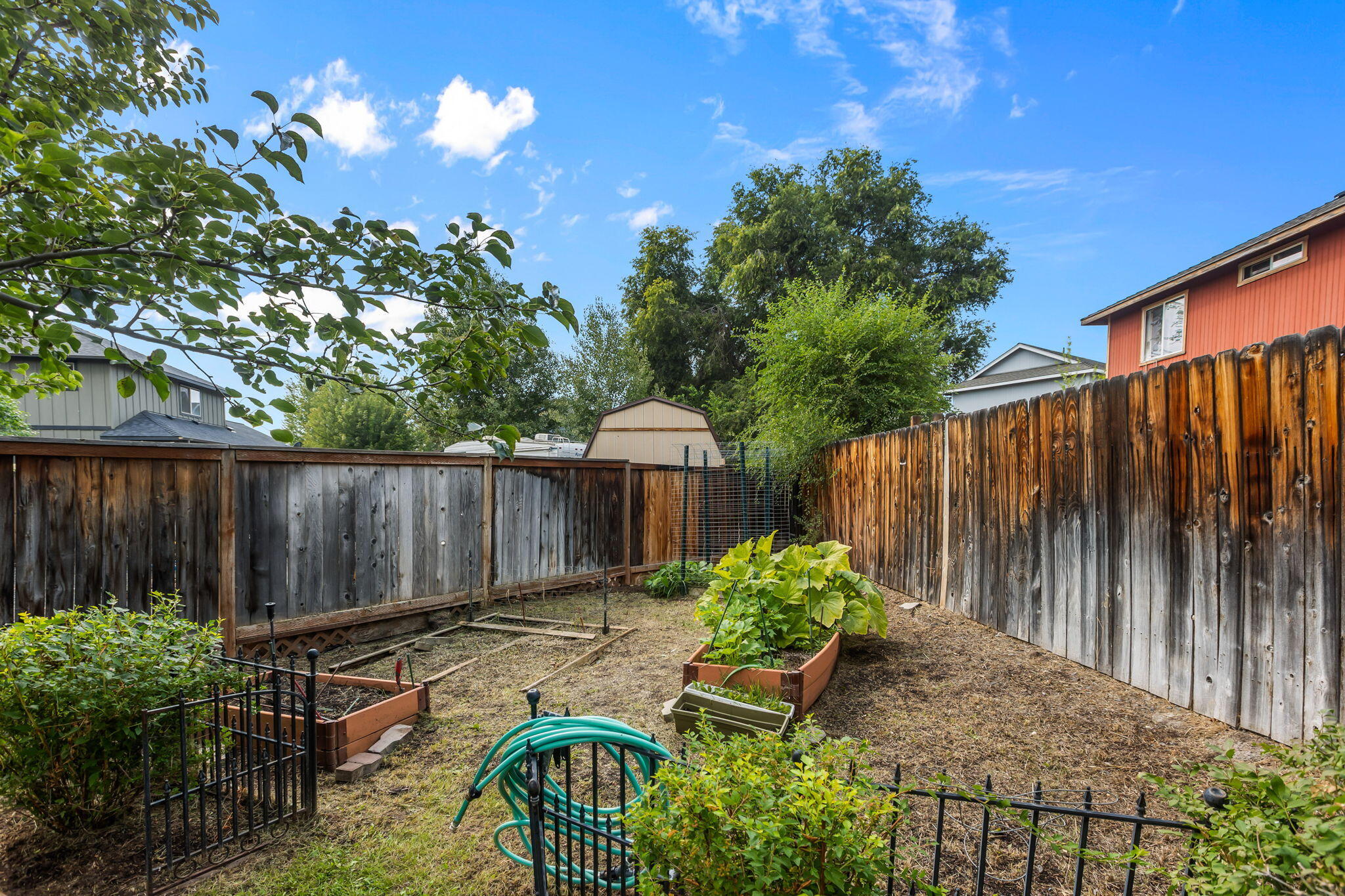 Two Bar Estates - Residential