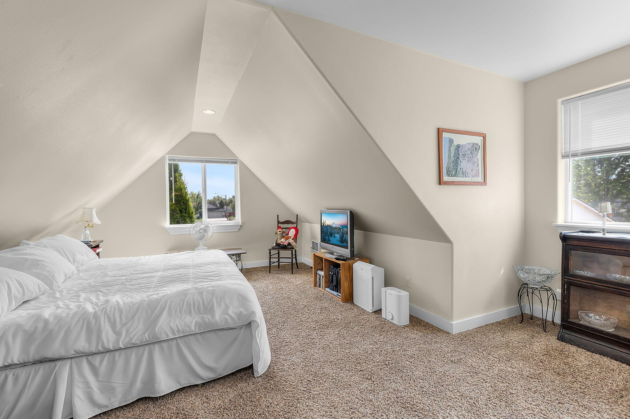 Two Bar Estates - Residential