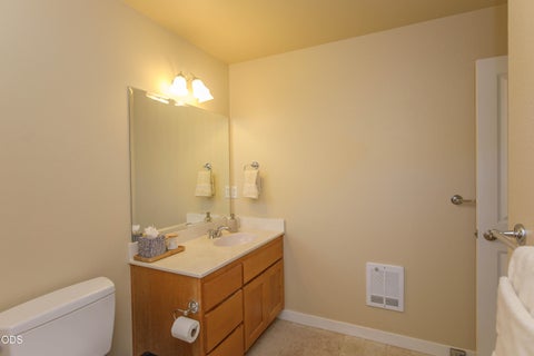 Tiny photo for 2244 McCall Drive, Ashland, OR 97520 (MLS # 220222924)