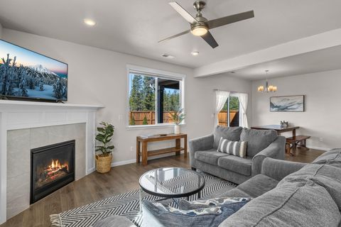 Tiny photo for 51783 Fordham Drive, La Pine, OR 97739 (MLS # 220218031)