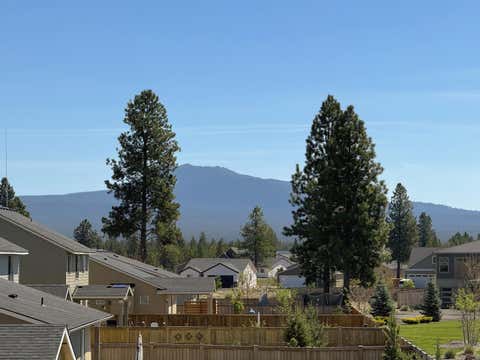 Tiny photo for 51783 Fordham Drive, La Pine, OR 97739 (MLS # 220218031)