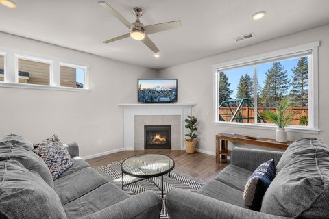 Tiny photo for 51783 Fordham Drive, La Pine, OR 97739 (MLS # 220218031)