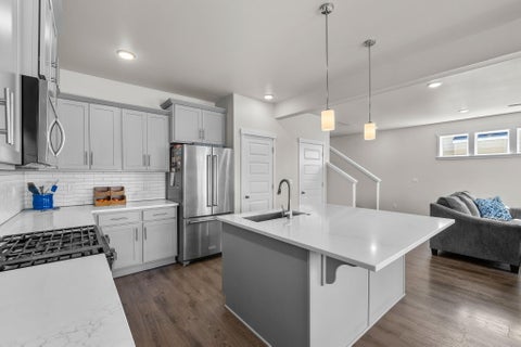 Tiny photo for 51783 Fordham Drive, La Pine, OR 97739 (MLS # 220218031)