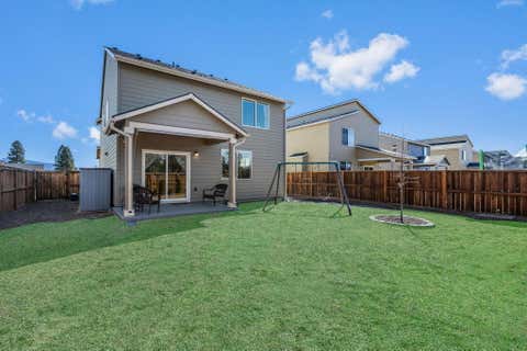 Tiny photo for 51783 Fordham Drive, La Pine, OR 97739 (MLS # 220218031)
