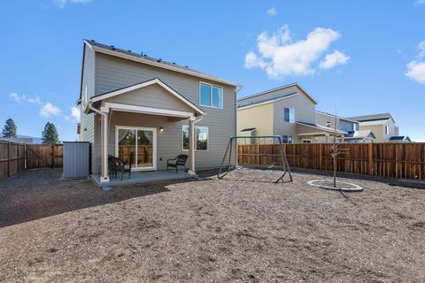 Tiny photo for 51783 Fordham Drive, La Pine, OR 97739 (MLS # 220218031)