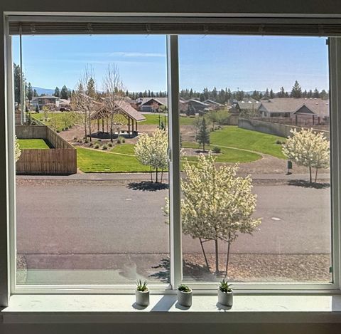Tiny photo for 51783 Fordham Drive, La Pine, OR 97739 (MLS # 220218031)
