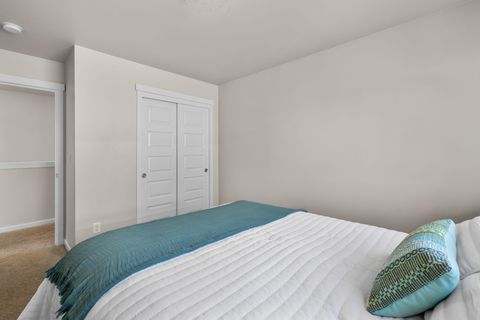 Tiny photo for 51783 Fordham Drive, La Pine, OR 97739 (MLS # 220218031)