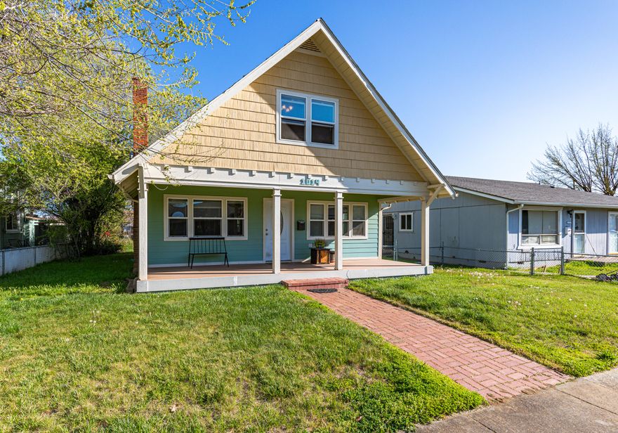 Charming two-story, 3 BD, 2 BTH Craftsman style home in West Medford! Sitting at just over 1720 sqft, this vintage home has a modern feel with recent updates throughout. Plenty of natural light along with beautiful bamboo flooring brighten the home as you enter. Living room is equipped with a gas fireplace and an additional room that's perfect for a home office! The dining room is open and connects to an adorable kitchen. The home also includes a huge loft upstairs, which is currently used as a spacious primary bedroom with a big open closet and bathroom! Whether you use it as a bedroom or a rec room for entertaining, this space offers plenty of potential! All other bedrooms are good size and are located downstairs, along with another full bath. Property also includes a big front porch, single-car garage, newer windows, all new duct work, flooring, sheetrock insulation and gas furnace/AC. With a home that has so much to offer, you don't want to miss viewing it! Call for an appointment!