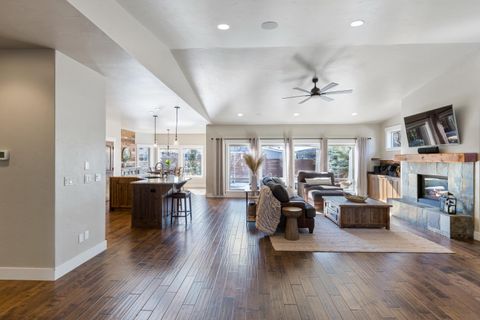 Tiny photo for 2927 NW Celilo Lane, Bend, OR 97703 (MLS # 220215739)