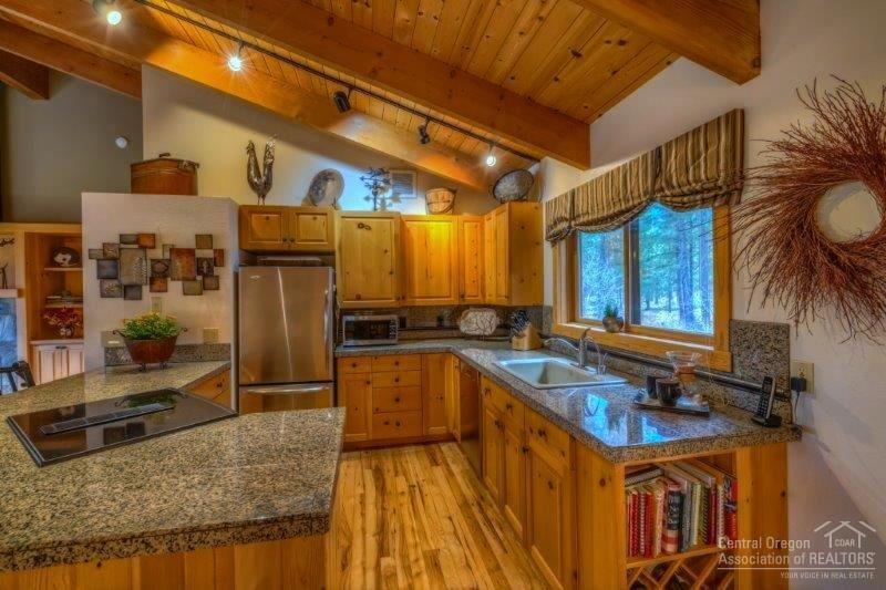 Metolius Meadows - Residential