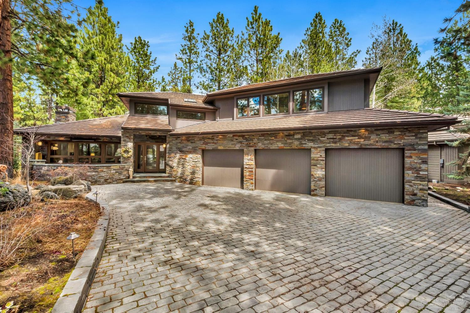 Broken Top - Residential