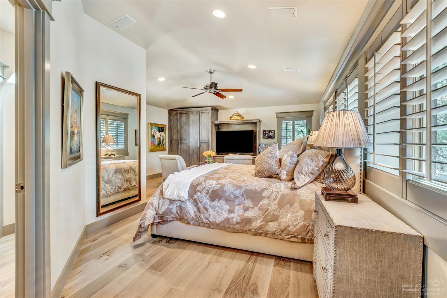 Broken Top - Residential