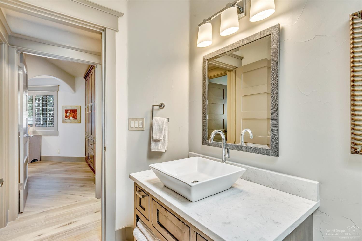 Broken Top - Residential