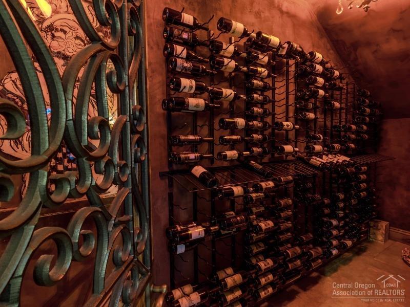 Broken Top - Residential