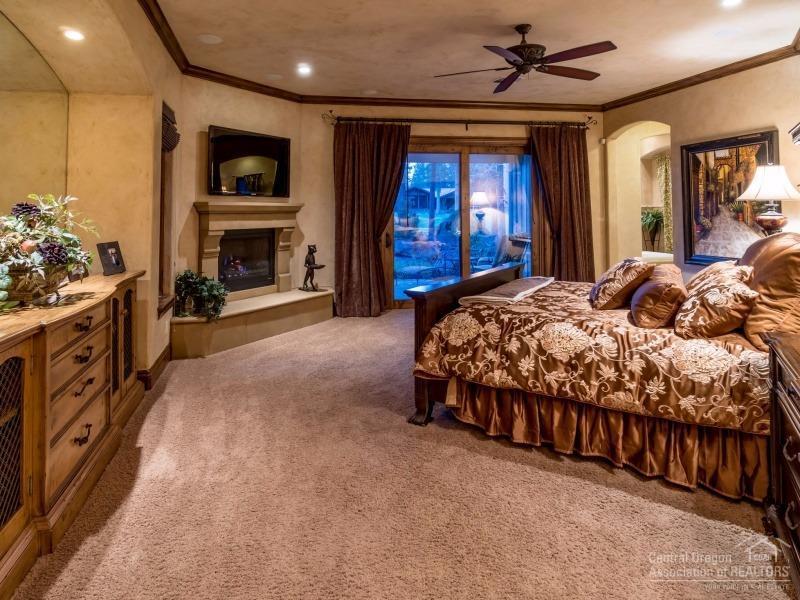 Broken Top - Residential