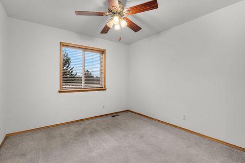 Tiny photo for 7082 SE Night Hawk Drive Drive, Prineville, OR 97754 (MLS # 220212699)