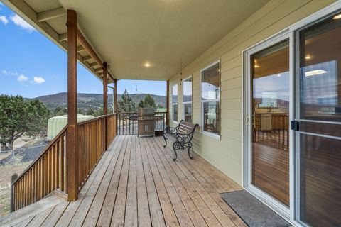 Tiny photo for 7082 SE Night Hawk Drive Drive, Prineville, OR 97754 (MLS # 220212699)