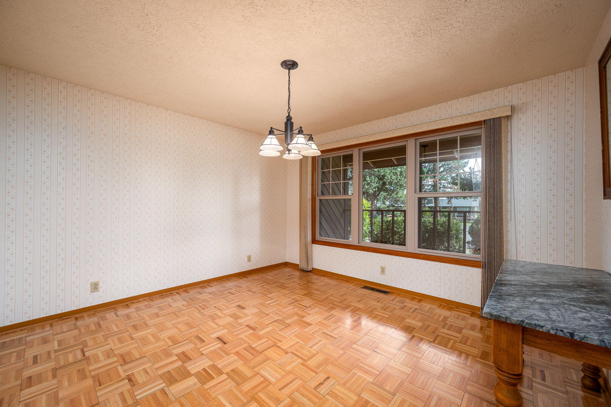 Glacier View - Residential