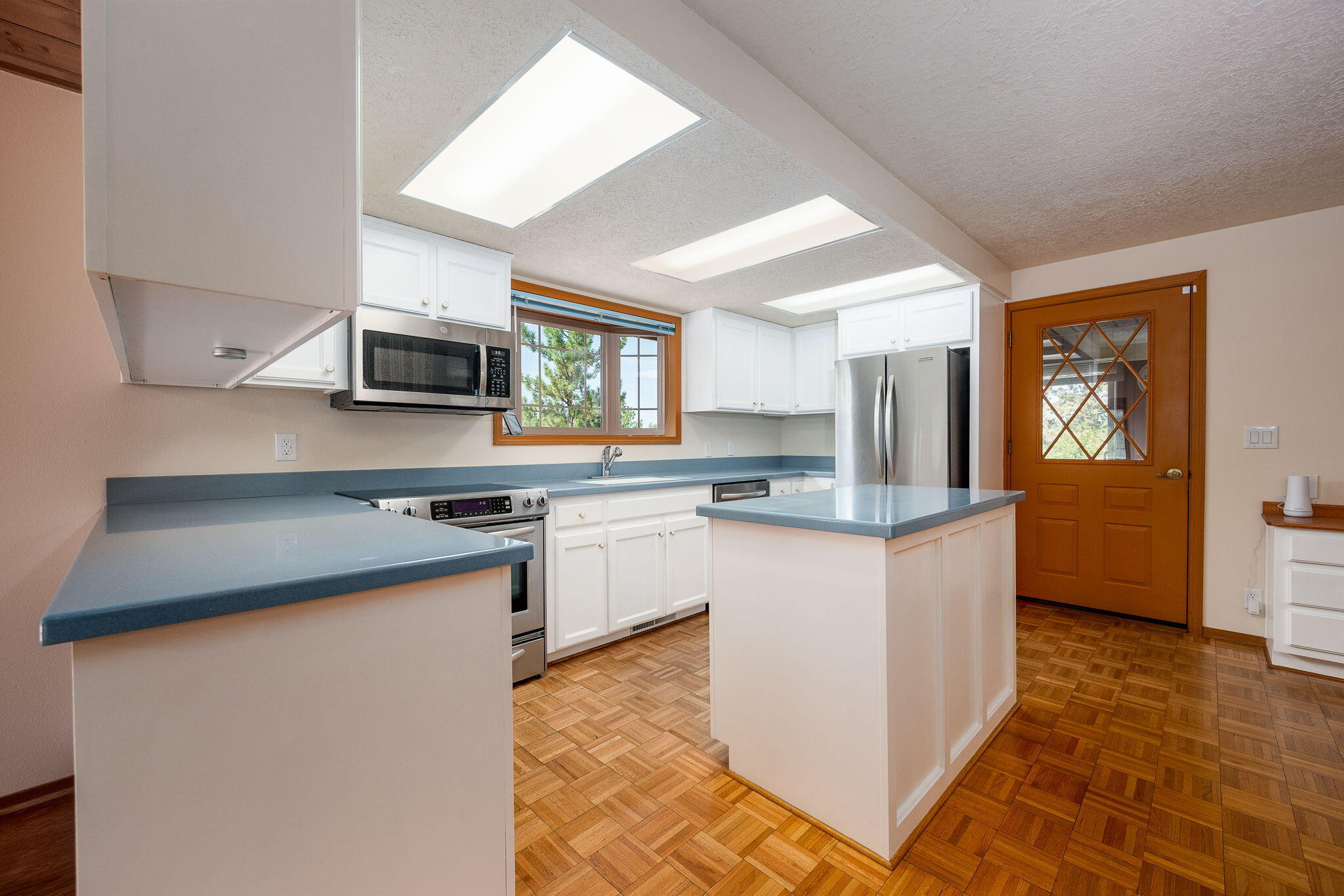 Glacier View - Residential