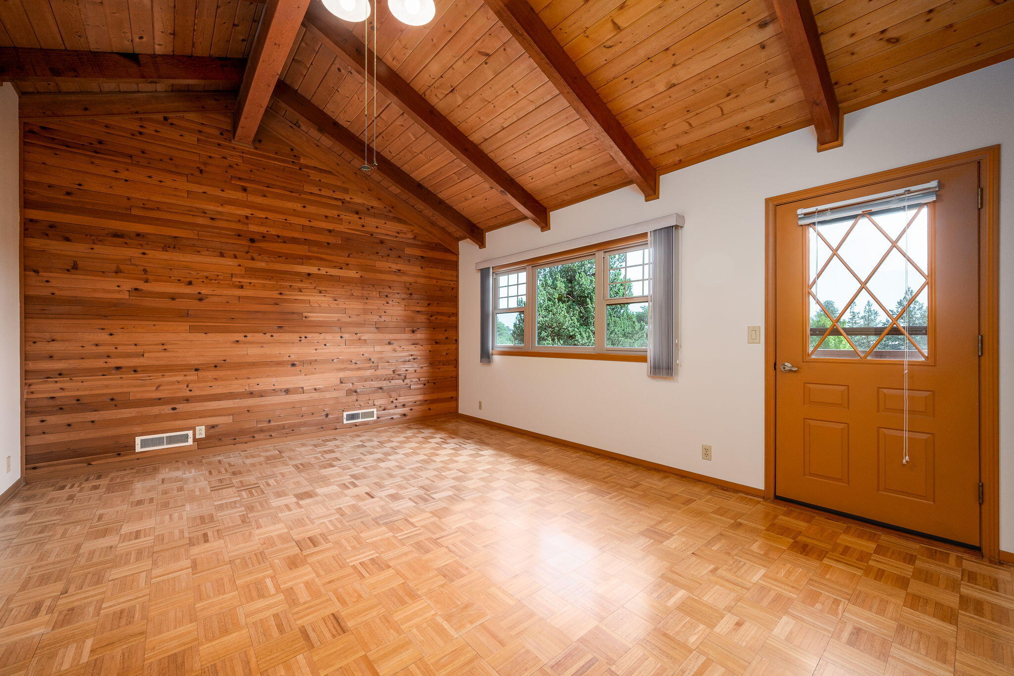 Glacier View - Residential