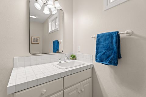 Tiny photo for 18025 Camas Lane #18, Sunriver, OR 97707 (MLS # 220215409)