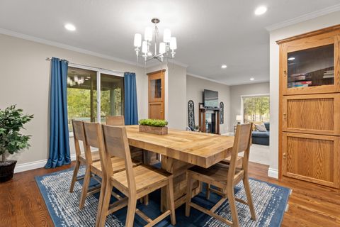 Tiny photo for 18025 Camas Lane #18, Sunriver, OR 97707 (MLS # 220215409)