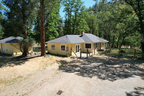 199 Powell Creek Road Williams OR 97544