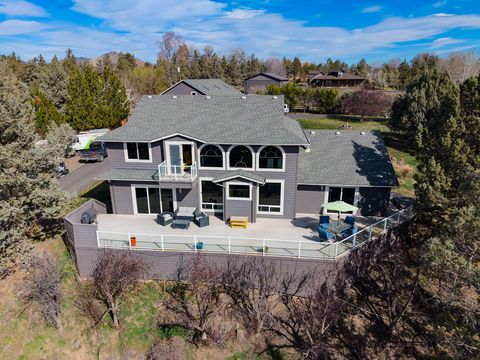 Tiny photo for 1221 NW Odem Avenue, Terrebonne, OR 97760 (MLS # 220217583)