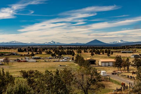 Tiny photo for 1221 NW Odem Avenue, Terrebonne, OR 97760 (MLS # 220217583)