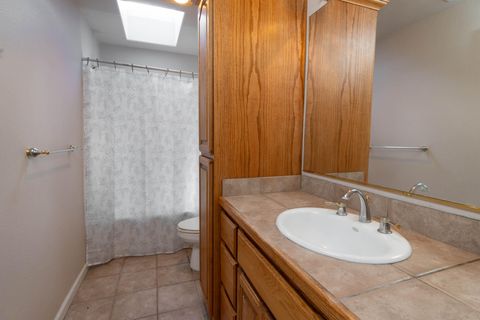 Tiny photo for 1221 NW Odem Avenue, Terrebonne, OR 97760 (MLS # 220217583)