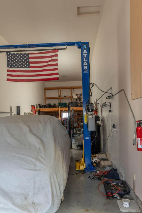 Tiny photo for 1221 NW Odem Avenue, Terrebonne, OR 97760 (MLS # 220217583)