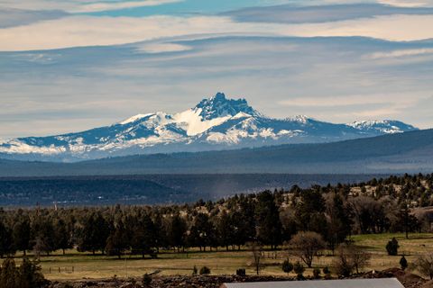 Tiny photo for 1221 NW Odem Avenue, Terrebonne, OR 97760 (MLS # 220217583)