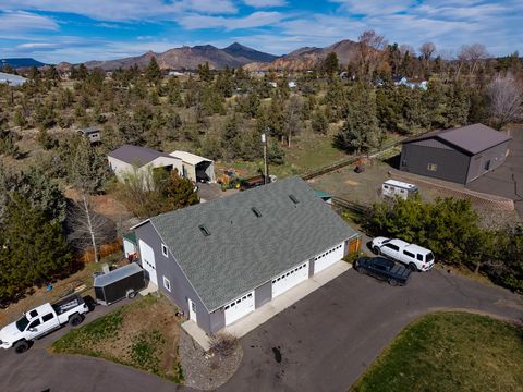 Tiny photo for 1221 NW Odem Avenue, Terrebonne, OR 97760 (MLS # 220217583)